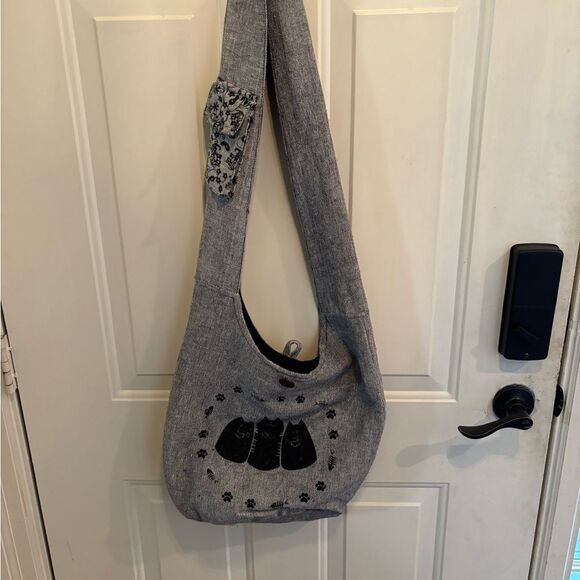 Kathmandu Gray Cat Design Shoulder Bag - Picture 3 of 5